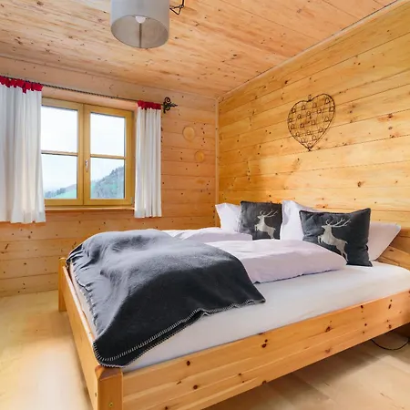 Ski-In & Ski-Out Out Chalet Maria With Amazing Mountain View Maria Alm am Steinernen Meer Exterior photo