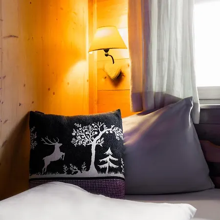 Ski-In & Ski-Out Out Chalet Maria With Amazing Mountain View Maria Alm am Steinernen Meer Exterior photo