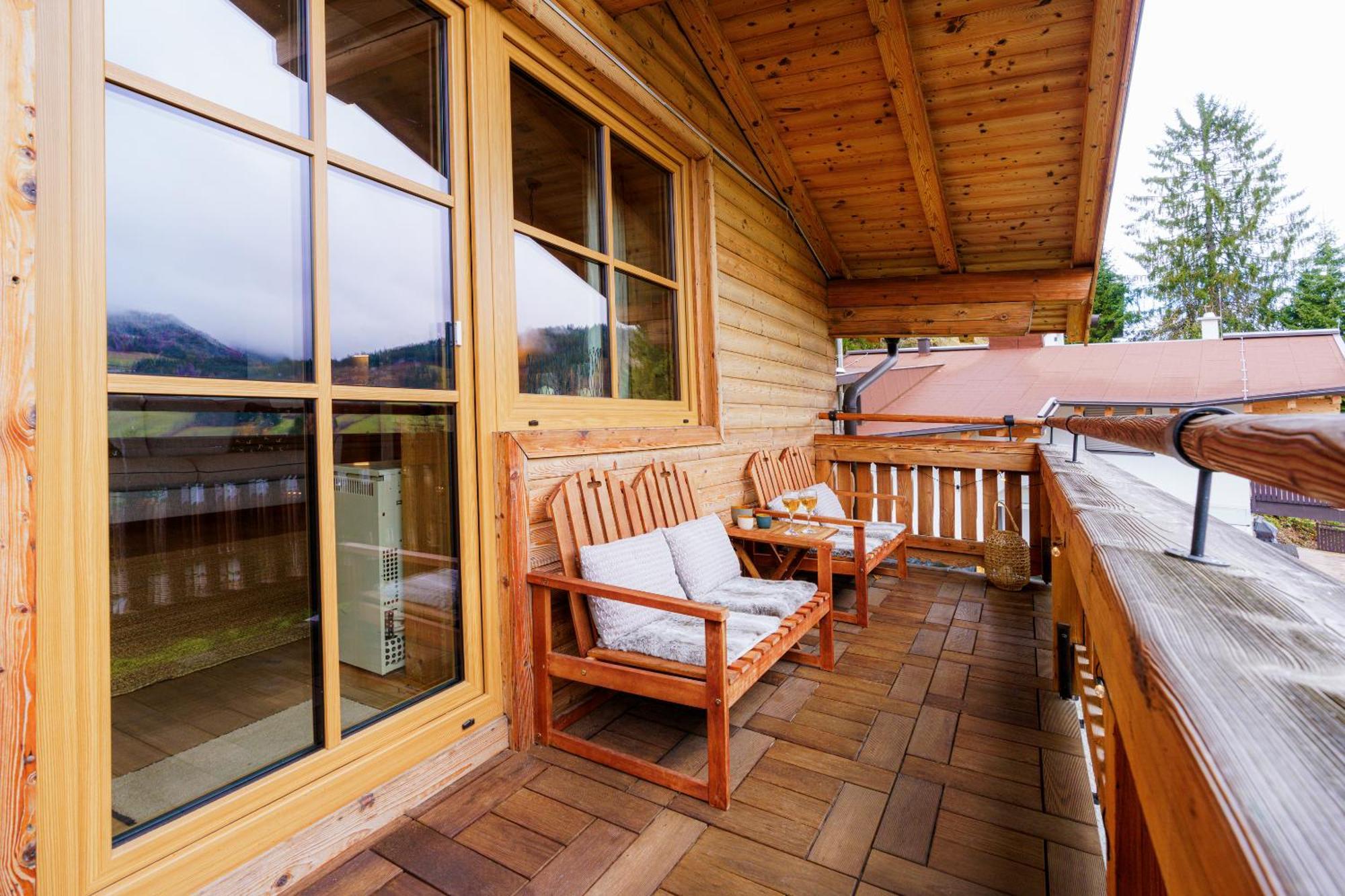 Chalet Ski-in & Ski-out Out Maria With Amazing Mountain View *